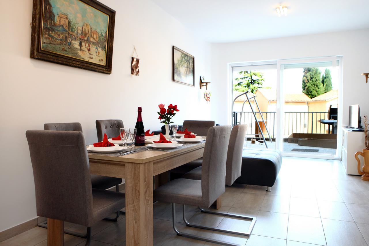 Charming San Simon Beach Apartment Jn Izola Dış mekan fotoğraf